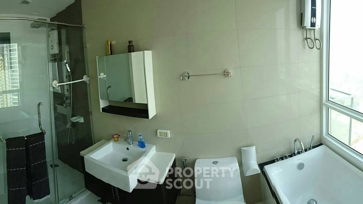 picture 3-BR Condo at The Bloom Sukhumvit 71 near BTS Phra Khanong (ID 515207) - 12/15