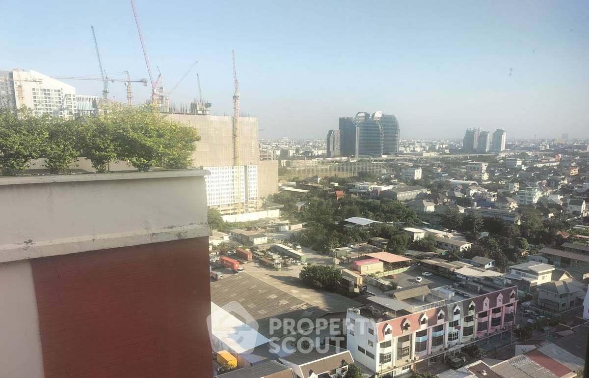 picture 3-BR Condo at Country Complex Bangna near BTS Bang Na (ID 1501289) - 9/20