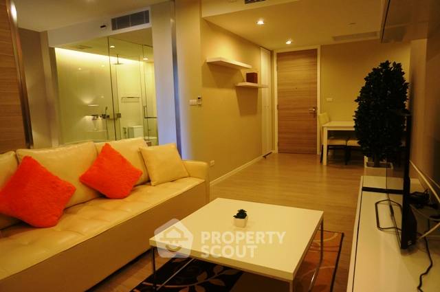 รูป คอนโด 1-ห้องนอน ที่ เดอะ รูม สุขุมวิท 21 ใกล้ MRT สุขุมวิท (ID 566408) - รูปที่ 3/6