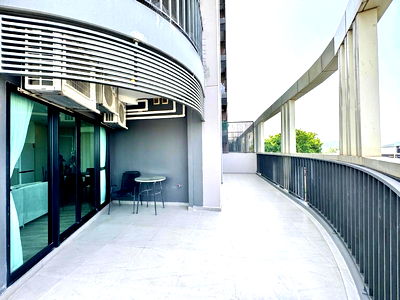 เช่าคอนโด ศรีราชา ชลบุรี : For Rent | ไนท์บริดจ์ ดิ โอเชี่ยน ศรีราชา  📞 Call: 064-242-6068  🌊 เฟอร์ครบ | ห้องใหญ่มาก