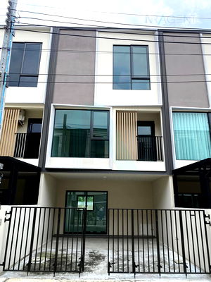 Townhouses for sale Samut Prakarn : 🎉 For Sell Town house ALTITUDE KRAF BANGNA 3-story 3 bedroom 3 bathroom