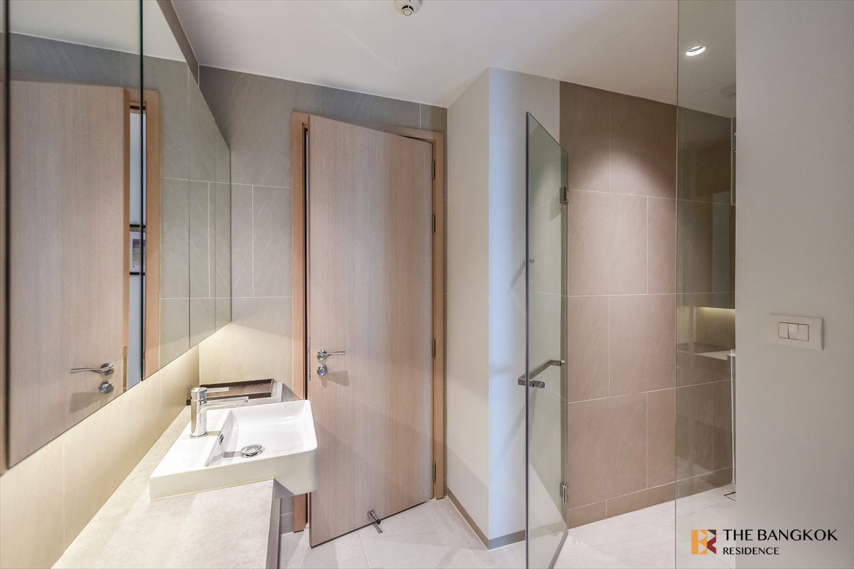 picture The LoftsSilom 🌉 Beautiful Unit, Great Price, River View, Near BTS Surasak - 11/12