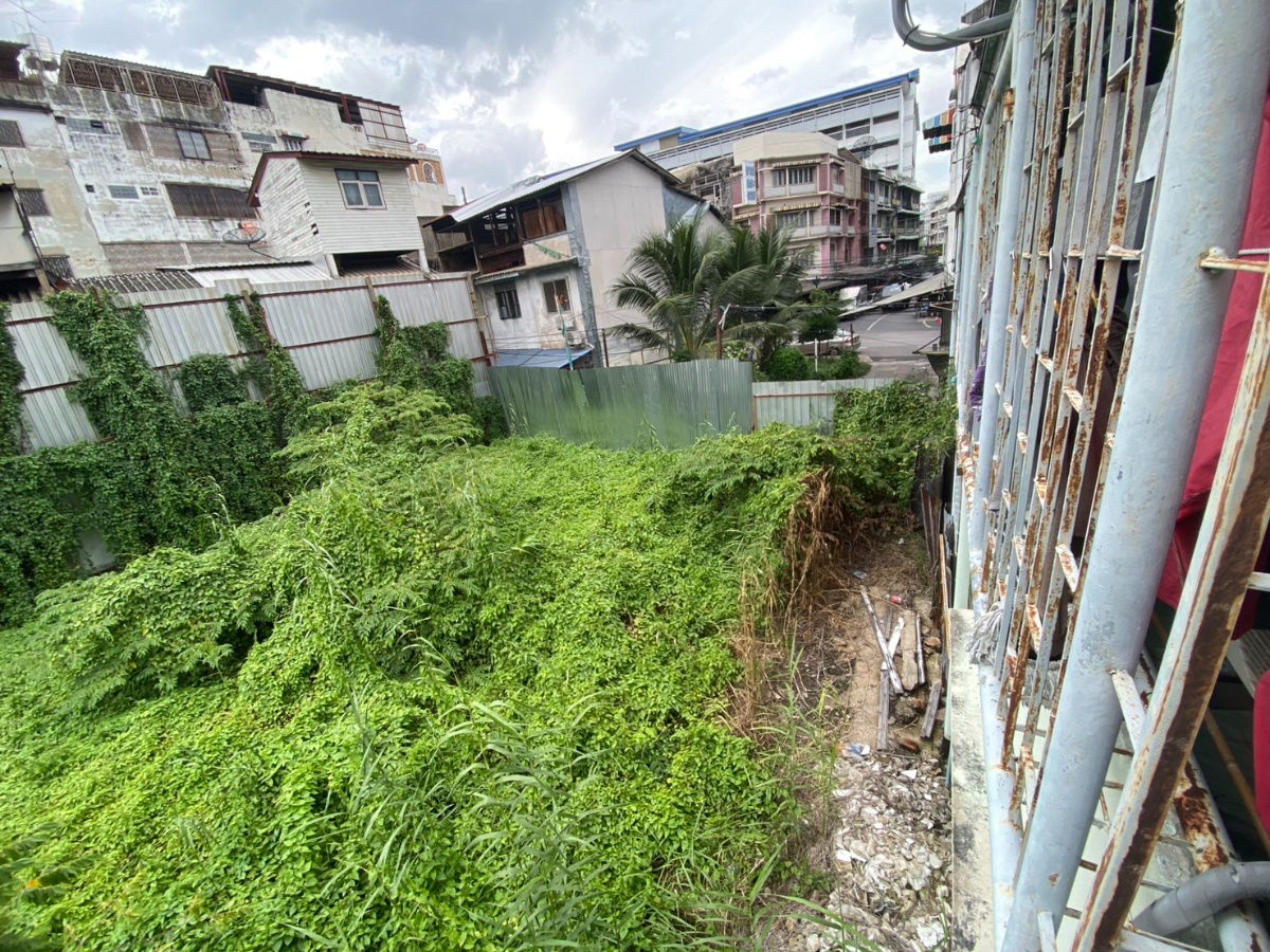 picture 🌟 Prime Vacant Land for Rent in the Heart of Yaowarat! 🚧✨ 200 Sq. Wah on Mittraphan Road - 11/16
