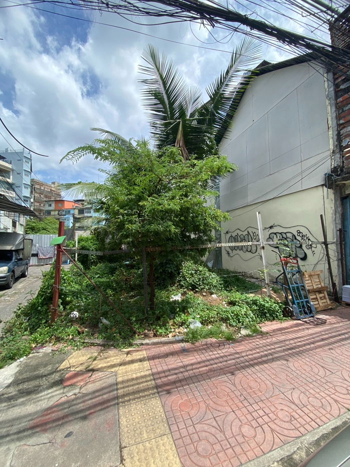 picture 🌟 Prime Vacant Land for Rent in the Heart of Yaowarat! 🚧✨ 200 Sq. Wah on Mittraphan Road - 4/16