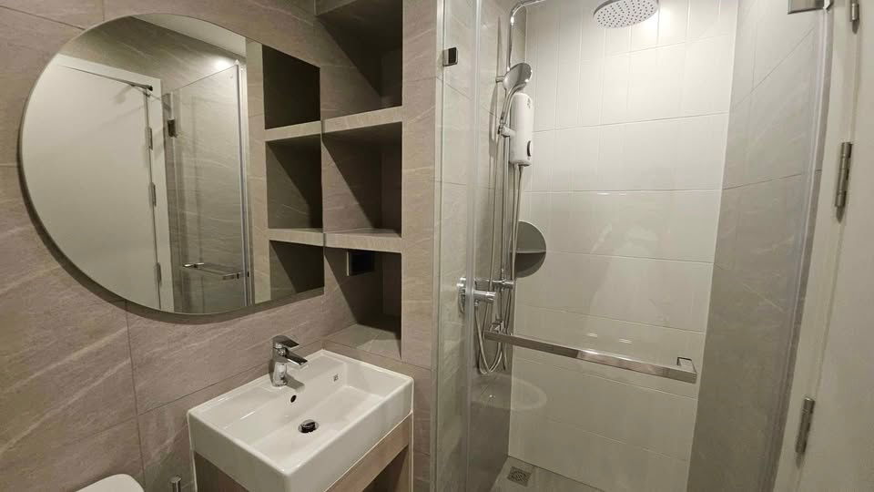 picture [For Rent] NEW!! Condo 130m from BTS Wongwienyai - 5/12