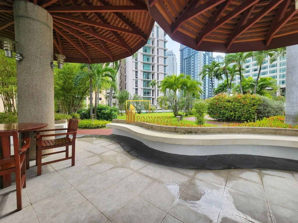 picture Moon Tower | Renovated 3 Bedroom Condo For Sale in Ekkamai - BR2036CD - 19/27
