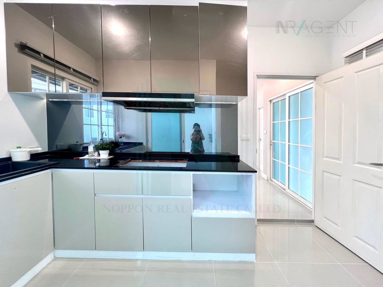 picture 🚩 For Sell Twin house GOLDEN NEO SATHORN 2-story 4 bedroom 4 bathroom - 3/8