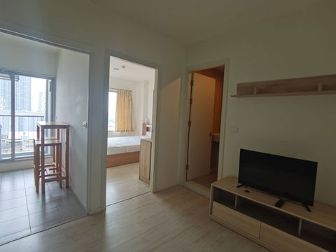 Aspire Sathorn- Thapra | BTS Talat Phlu