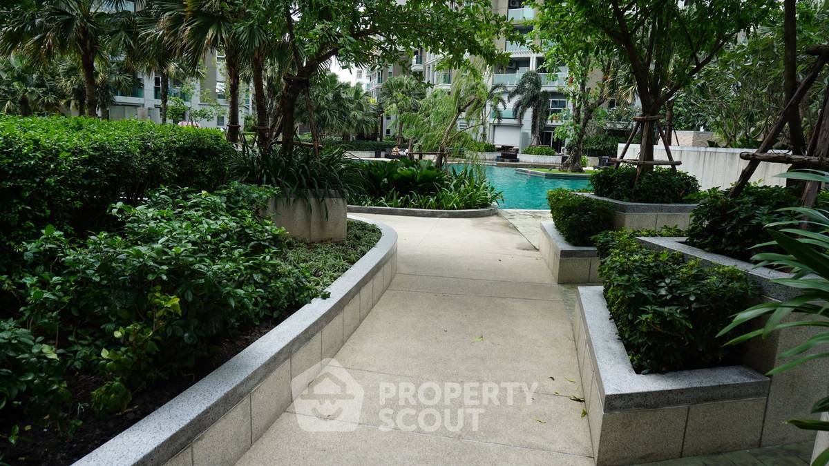 picture 3-BR Condo at Belle Grand Rama 9 near MRT Phra Ram 9 (ID 882325) - 5/13