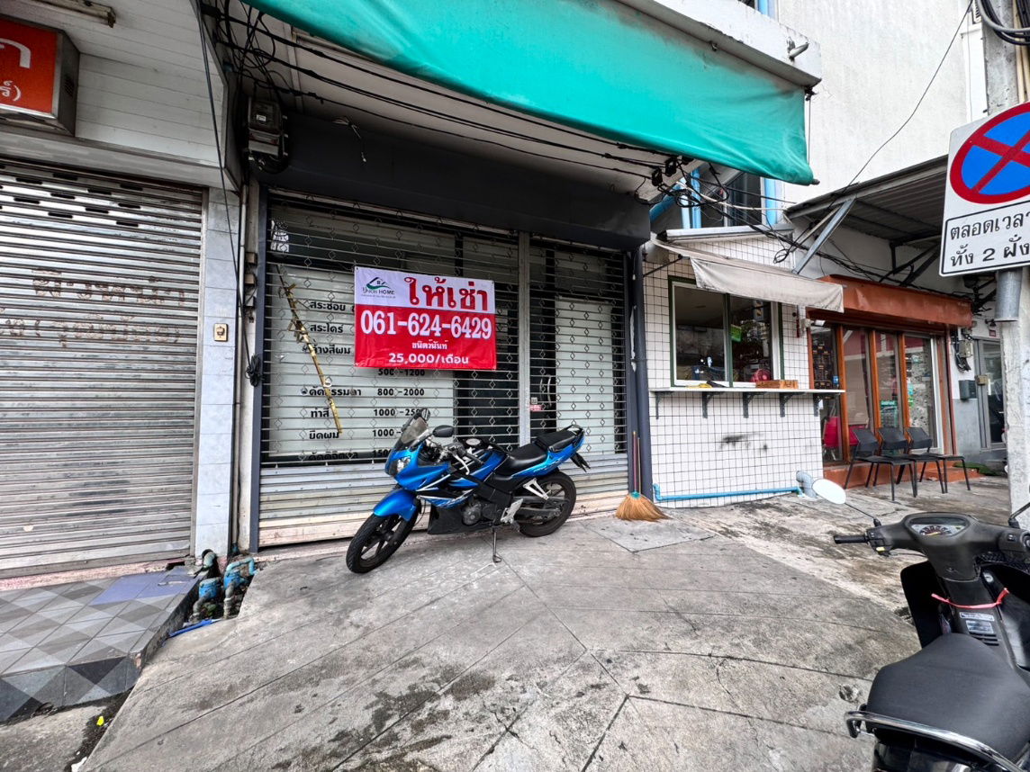 picture Urgently for rent, 4-storey commercial building, can be used for any business, Charansanitwong 57 (lots of usable space) (N.1015) - 7/13