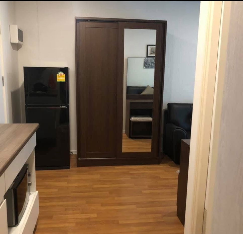 รูป ให้เช่า 𝗟𝘂𝗺𝗽𝗶𝗻𝗶 𝗣𝗹𝗮𝗰𝗲 บางนา กม. 𝟯 🏡 𝟴,𝟱𝟬𝟬 เฟอร์ครบ มีเครื่องซักผ้า‼️#ตอบแชทไว 🔥🔥 รหัส B215 - รูปที่ 2/6