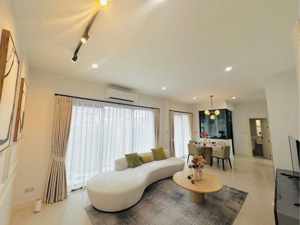 รูป P0174 บ้านกลางเมือง Classe – ลักชัวรีทาวน์โฮม 3 ชั้น หน้ากว้าง 10 เมตร ใกล้ BTS อ่อนนุช - รูปที่ 4/11