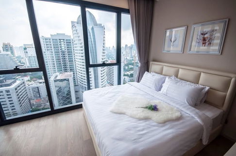 Code: KJ7858  for rent Ashton Asoke // Line ID: @kjcondo (with @) //
