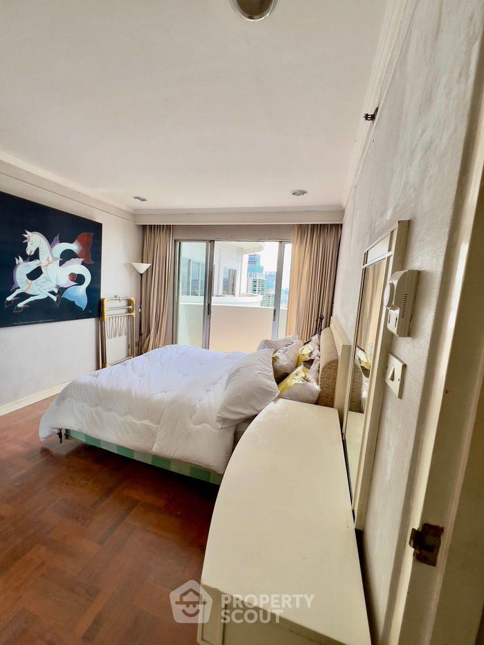 picture 3-BR Condo at Wittayu Complex near BTS Phloen Chit (ID 1497579) - 6/12
