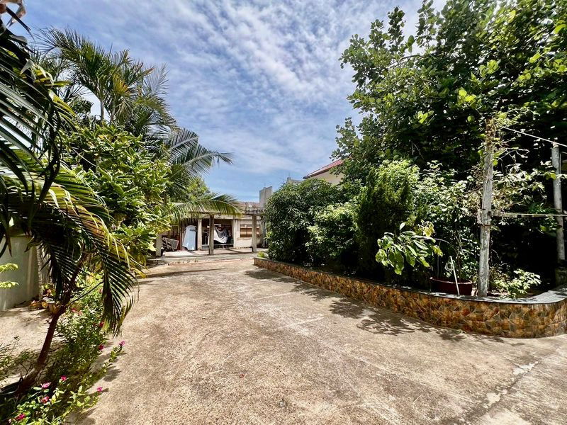 picture For sale: Large second-hand detached house with garden, shady, Nong Mon location, Chonburi - 14/18