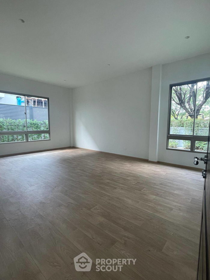 picture 5-BR House in Khlong Song Ton Nun (ID 1508922) - 15/35