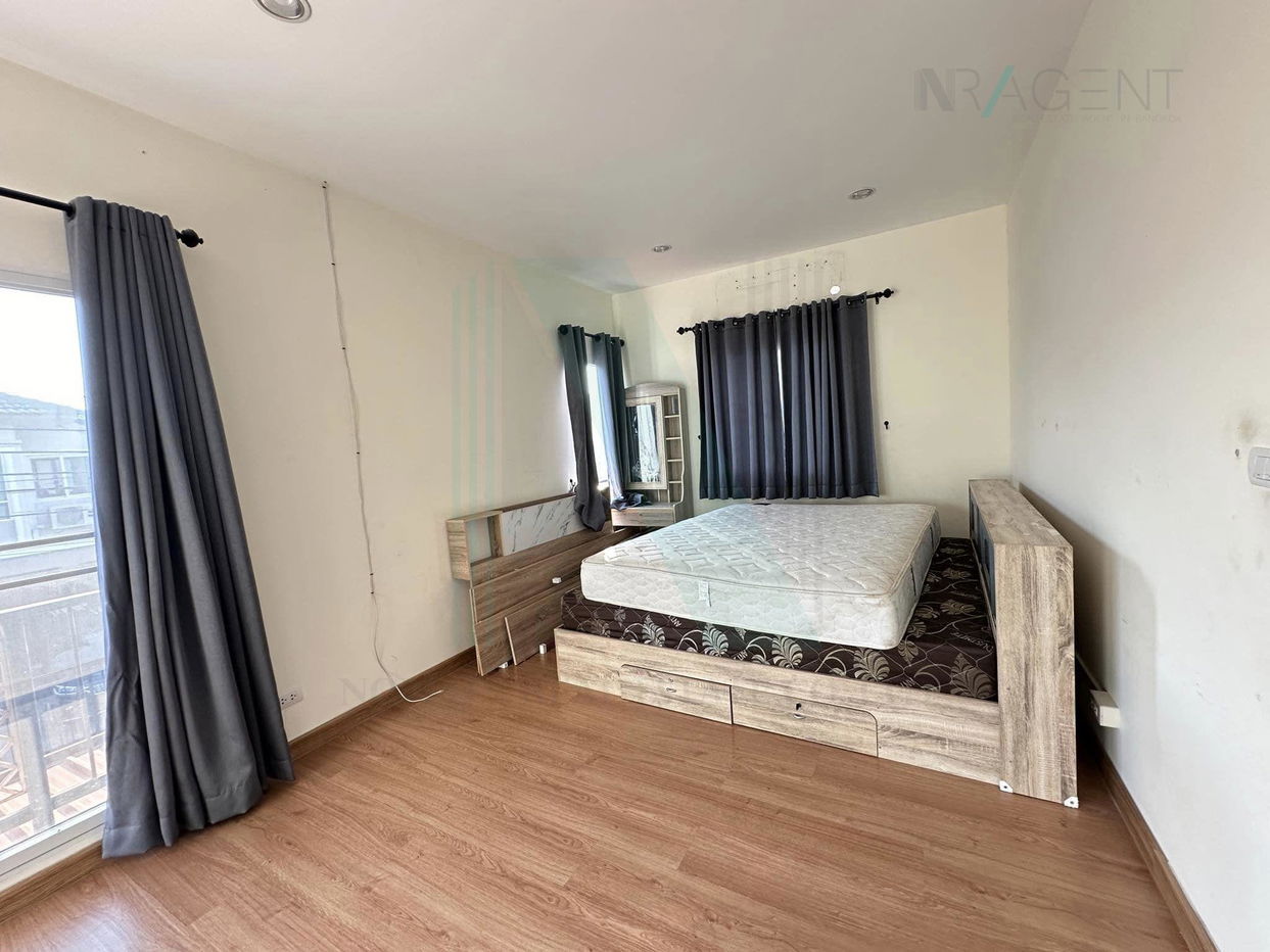 picture 📌 For Sell House CHAIYAPRUEK PINKLAO - SATHORN 2-story 3 bedroom 2 bathroom - 4/8