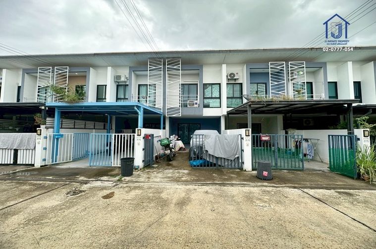 2-bed townhouse for sale, 16.9 sq wah, BR @ Arena Nongchock