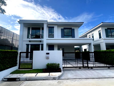 บ้านเดี่ยว บิ๊กซี ฟู๊ดเพลส สุขาภิบาล 5 : HOT Unit บ้านเลขที่ 99/52 บ้านเดี่ยวหรู แปลงมุมส่วนตัว ที่ดินใหญ่ โครงการเศรษฐสิริ วัชรพล เทพรักษ์ โดยแสนสิริ
