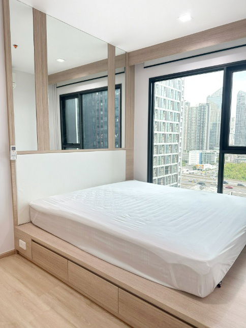 picture For rent Life Asoke – Rama 9 Near SWU, MRT Rama 9, ARL Makkasan Fully furnished, city view, ready to move in ID: @951qfbfi - 13/29