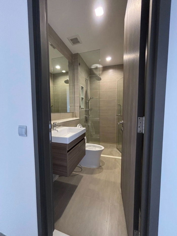 picture Condo for rent: The Rhythm Charoenkrung Pavillion, near BTS Saphan Taksin, 110,000 baht, property code: RS1041 - 18/22