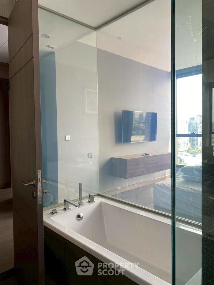 picture 2-BR Condo at The Esse At Singha Complex near MRT Phetchaburi (ID 2228362) - 8/16