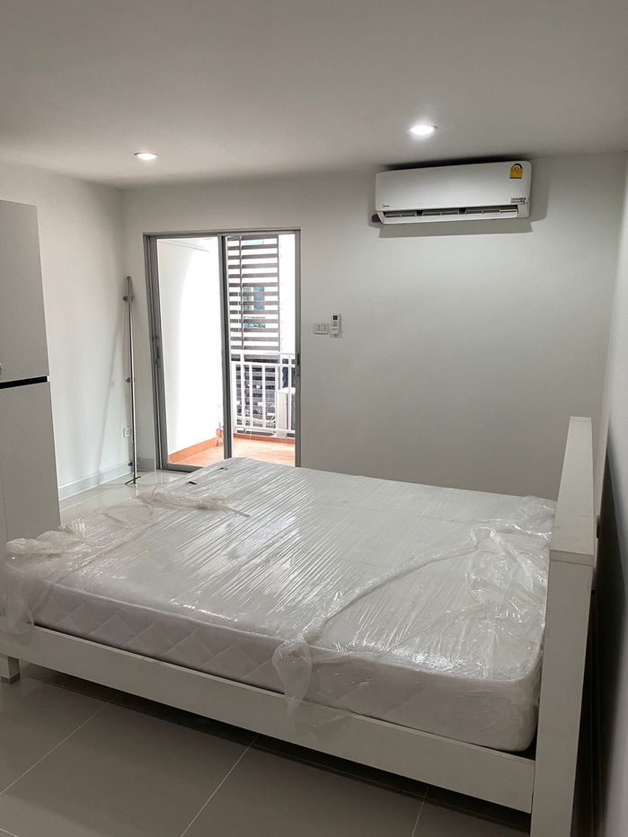 รูป SH1452 ให้เช่าคอนโด Regent Home 7 บางนา ห้องสวย เครื่องใช้ไฟฟ้าเฟอร์นิเจอร์ - รูปที่ 1/16