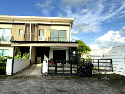 เช่าทาวน์โฮม เขตบางเขน : 🏡 #ให้เช่าTownhomeTheConnect43 Wongwaen - Ramintra 2 #Petfriendly 🔸️ทาวน์โฮมส์สไตล์โมเดิร์น 2 ชั้น