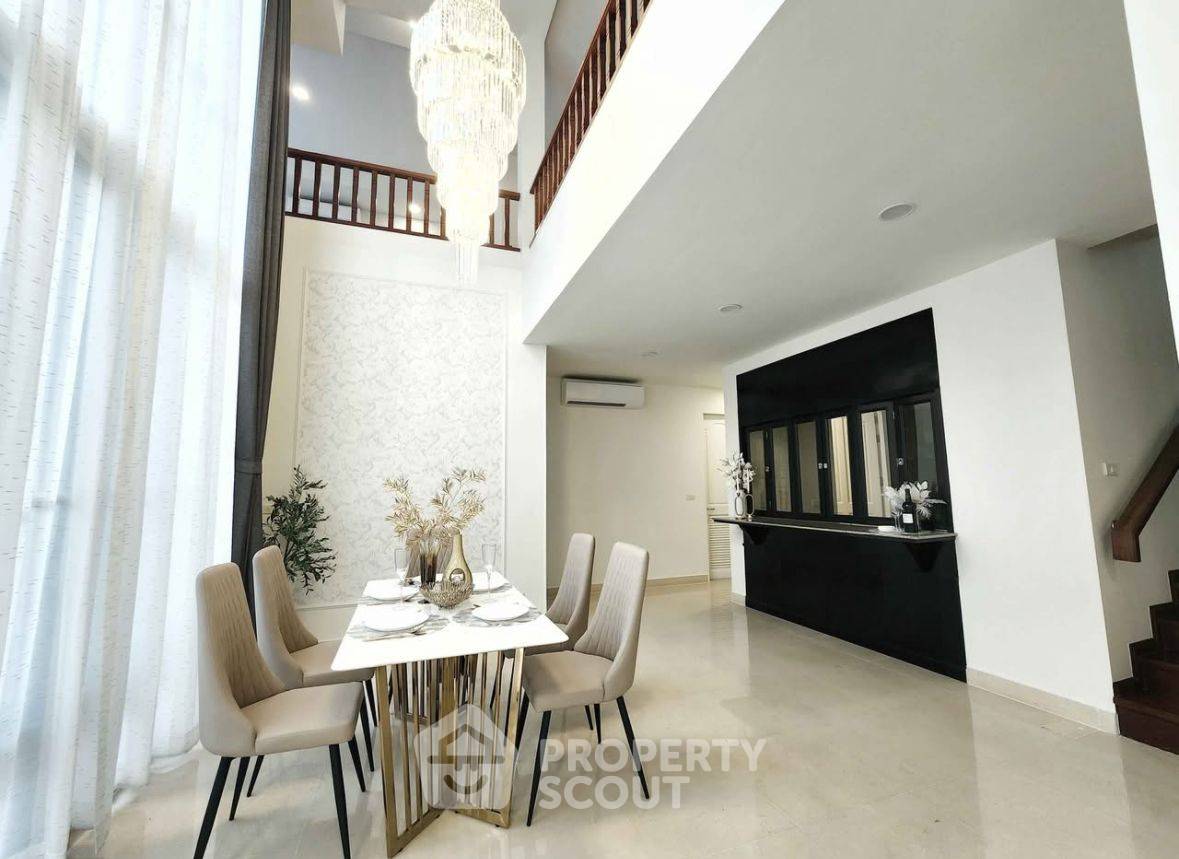 รูป บ้าน 5-ห้องนอน ใน สามเสนนอก (ID 2227005) - รูปที่ 1/8