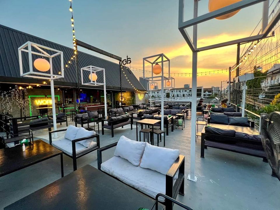 picture For Sale land and Restaurant near Bts bang Chak - 3/7