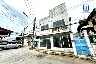 ทาวน์โฮม BTS ปู่เจ้า : ขายทาวน์โฮม 2.5 ชั้น ซอยภานุวงศ์12 ถนนสุขุมวิท 117 ใกล้BTS สถานีปู่เจ้า