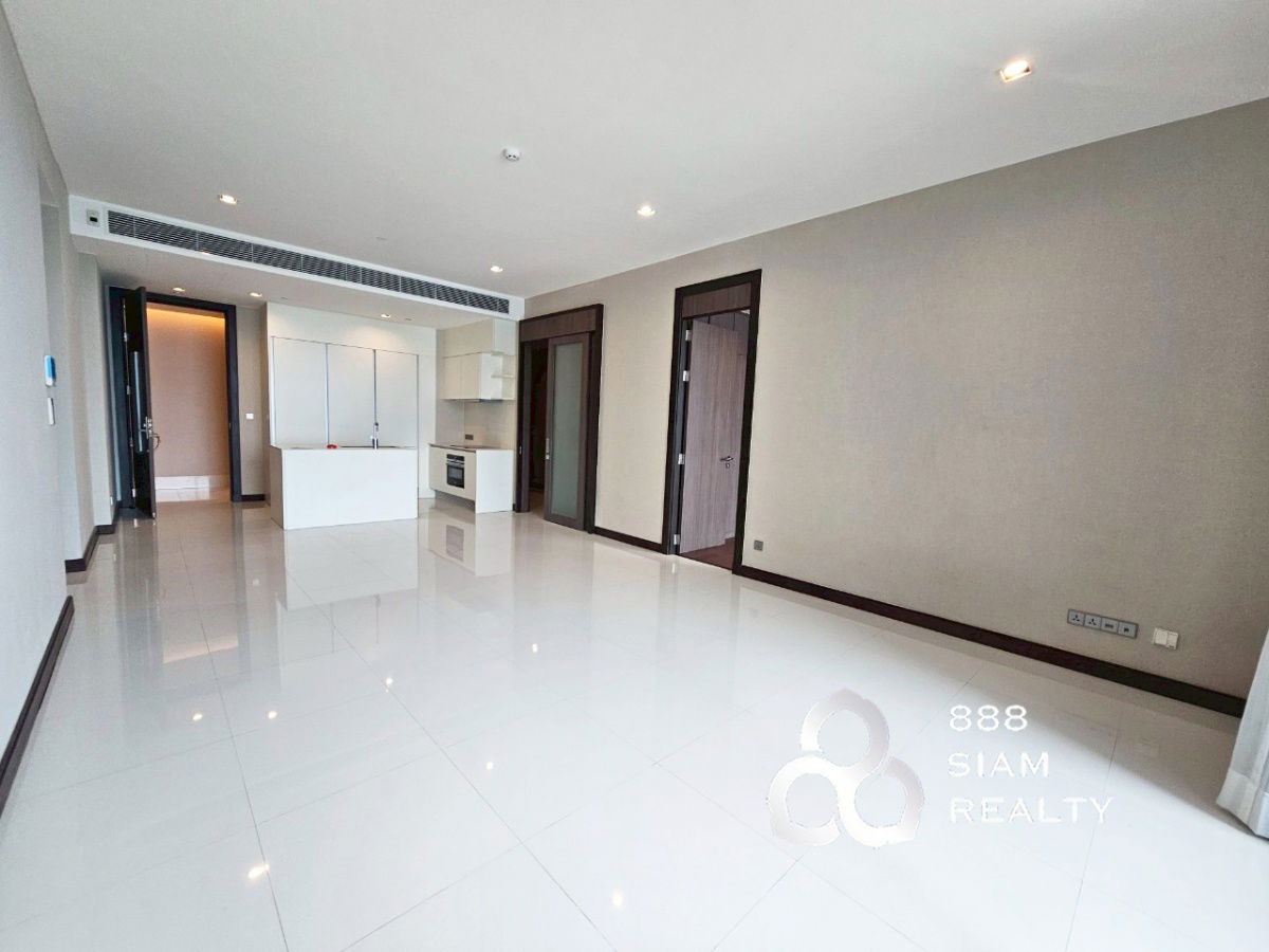 picture Sale Condo Q1 Sukhumvit BTS Na Na Type 3 bed, 3 bath - 1/12