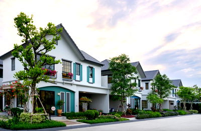 ขายบ้านแฝด : ด่วน ขายบ้านตัวอย่าง บ้านแฝด โครงการอณาสิริ ศรีนรินทร์ – แพรกษา ดีลที่ดีที่สุดบนทำเลนี้ 