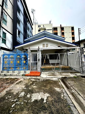 เช่าบ้านเดี่ยว วิทยาลัยเสนาธิการทหาร : ให้เช่า บ้านเดี่ยว 2 ชั้น ใจกลางเมือง รัชดาภิเษก ซอย 7 เช่า 40,000 บาท 50 ตร.ว 0958195559 @infinitycondo