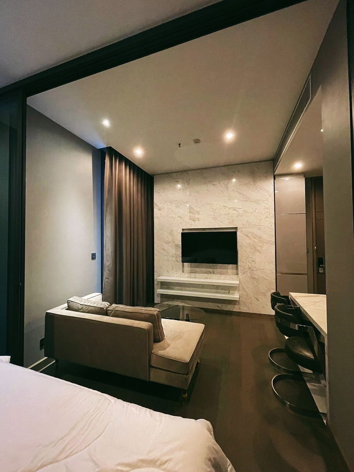รูป For Rent Condo The Esse  at Singha Complex fully furnished (S05-2743) - รูปที่ 1/9