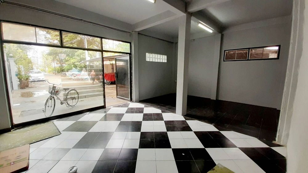 รูป ให้เช่าบ้านเดี่ยว 2 ชั้น ใกล้แอร์พอร์ต ลิงค์ รามคำแหง(4) 729 - รูปที่ 5/10