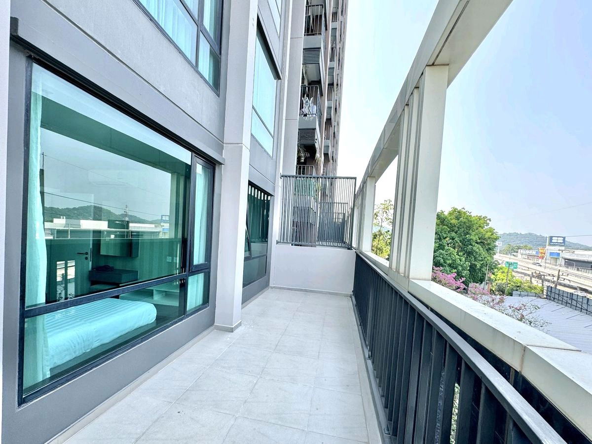 รูป For Rent | ไนท์บริดจ์ ดิ โอเชี่ยน ศรีราชา  📞 Call: 064-242-6068  🌊 เฟอร์ครบ | ห้องใหญ่มาก - รูปที่ 13/14