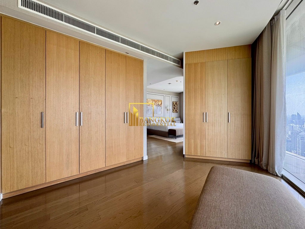 picture Luxurious 3 Bed Duplex Serviced Apartment in Ratchadamri - BR12994CD - 30/56