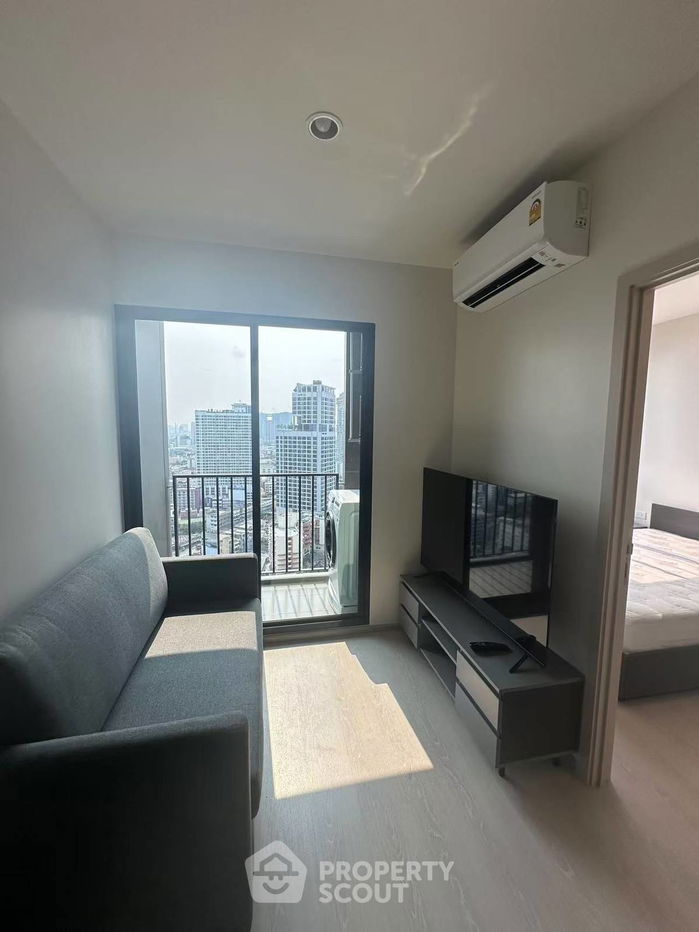 picture 1-BR Condo at NUE Noble Ratchada Lat Phrao near MRT Lat Phrao (ID 1838569) - 2/8