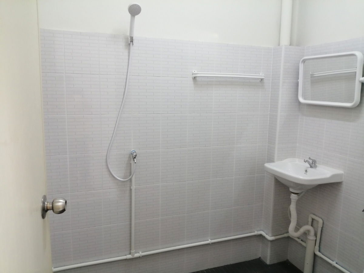 picture 1-Story Townhouse for Sale – Move-In Ready in Khlong 4, Prime Location Near Shopping and Local Amenities - 15/15