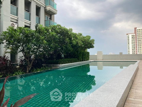 Attractive Value 3-BR Condo, Belle Grand Rama 9, 23rd Floor Near MRT Phra Ram 9 (ID 882325)