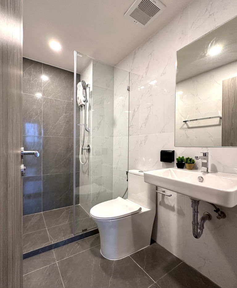 picture ✨ Brand-New Condo for Rent! ✨ Origin Plug & Play Sirindhorn Station 🚈 - 7/13