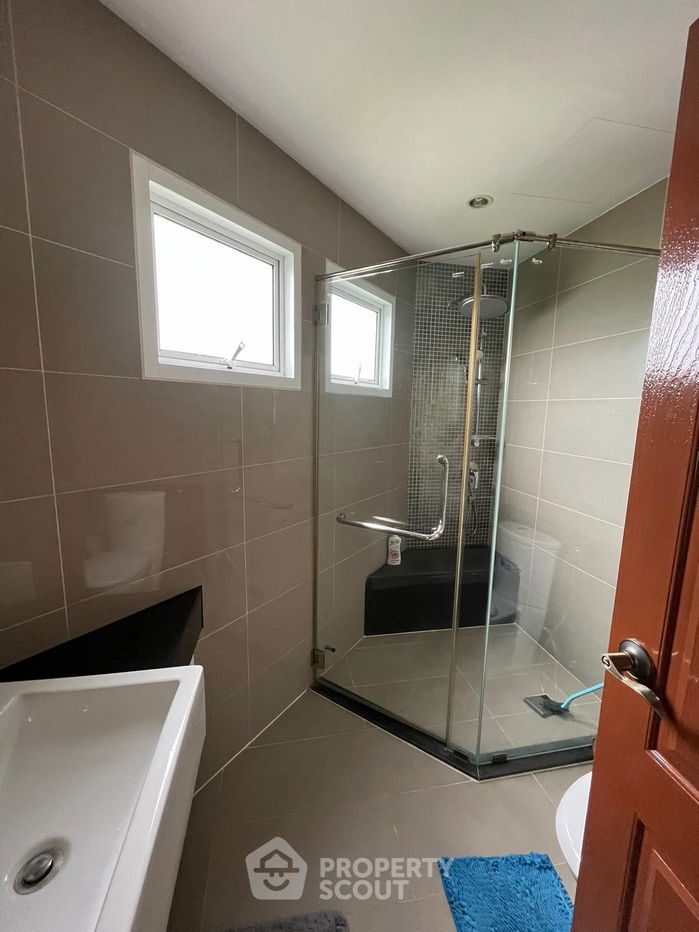 picture 2-BR Condo at Supalai Wellington near MRT Thailand Cultural Centre (ID 2085512) - 9/11