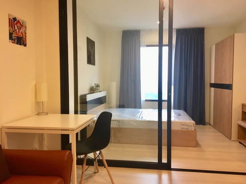For rent: Life Asoke, convenient transportation, near MRT Phetchaburi, near the entrance to Rama 9 Expressway, SWU, Singha Building,ID: @951qfbfi