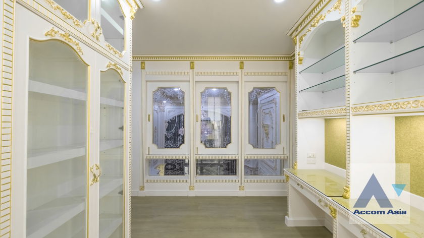 picture 🔼🔽 AccomA 📩  European Classic-Style Luxury Home (AA35121) - 11/20