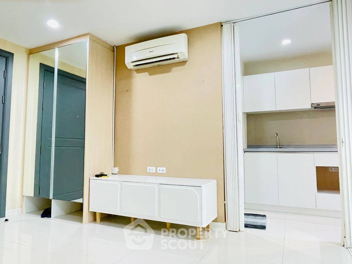 picture 1-BR Condo at Elements Srinakarin in Nong Bon (ID 2138945) - 4/11