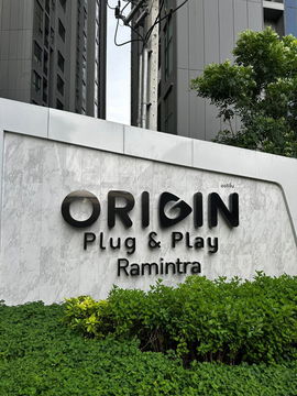 🟢For Rent🟢The Origin Plug & Play Ramintra, beautiful room, fully furnished, 📱ADD LINE @nathong97 (reply ⚡ 24 Hr) P673