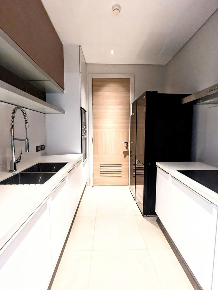 picture 3-BR Condo at Sindhorn Residence near BTS Ratchadamri (ID 1779156) - 6/9