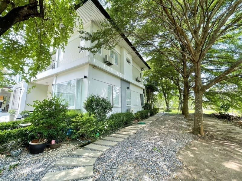 รูป 🏡 ขายบ้านเดี่ยวหรู สร้างเอง 🌳 บนพื้นที่  𝟓𝟎𝟎 ตร.ว. ถนนเพชรหึงษ์ (คุ้งบางกระเจ้า) ใกล้ตลาดบางน้ำผึ้ง ตกแต่งสวย เฟอร์นิเจอร์ครบ ไม่มีค่าส่วนกลาง - รูปที่ 4/19