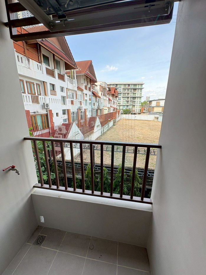picture 🔺 For Rent Condo QUINTARA MHy’ZEN PHROM PHONG Building B, Floor 3,1 bed room, Room size 23 sqm - 6/8